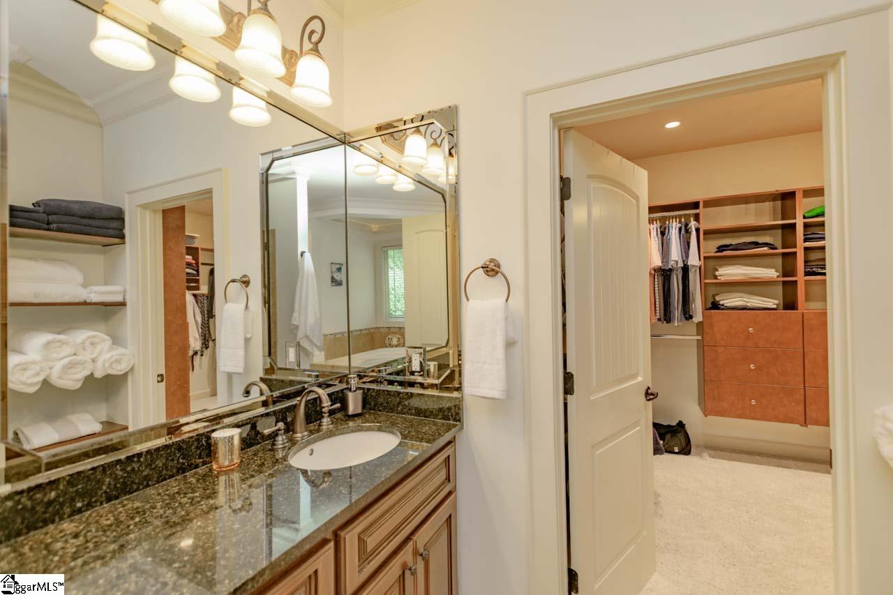 10 Forest Valley Way Greer, SC 29651