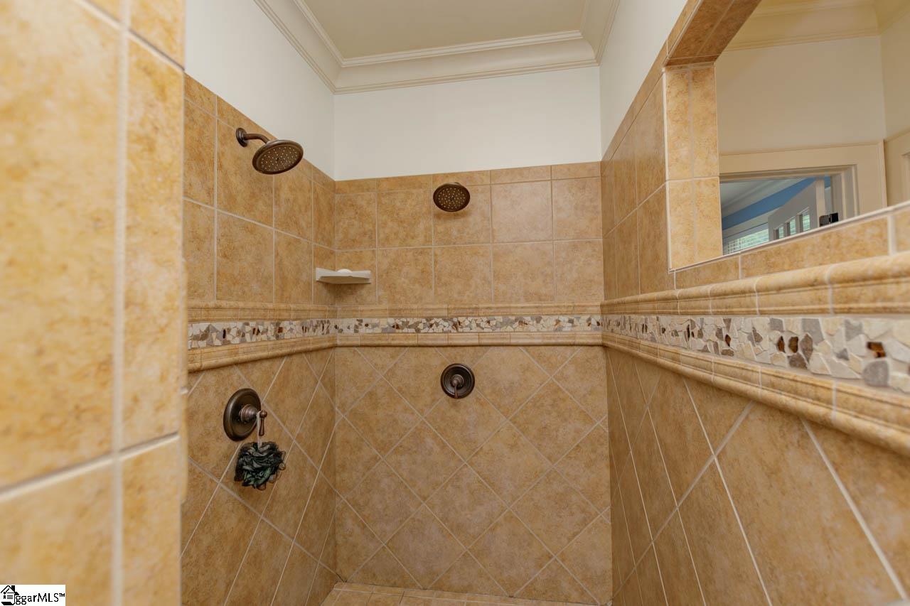 10 Forest Valley Way Greer, SC 29651