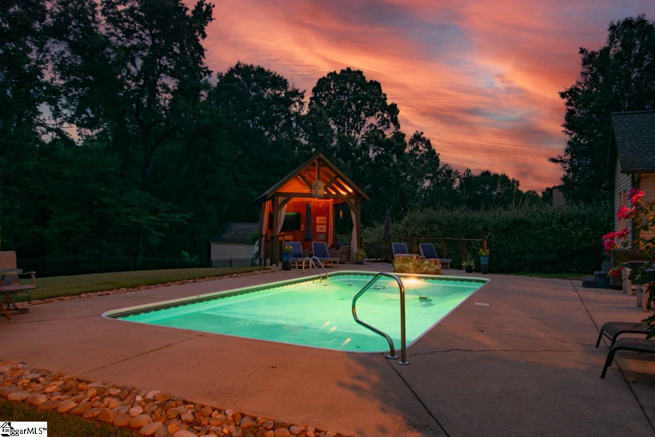 10 Forest Valley Way Greer, SC 29651