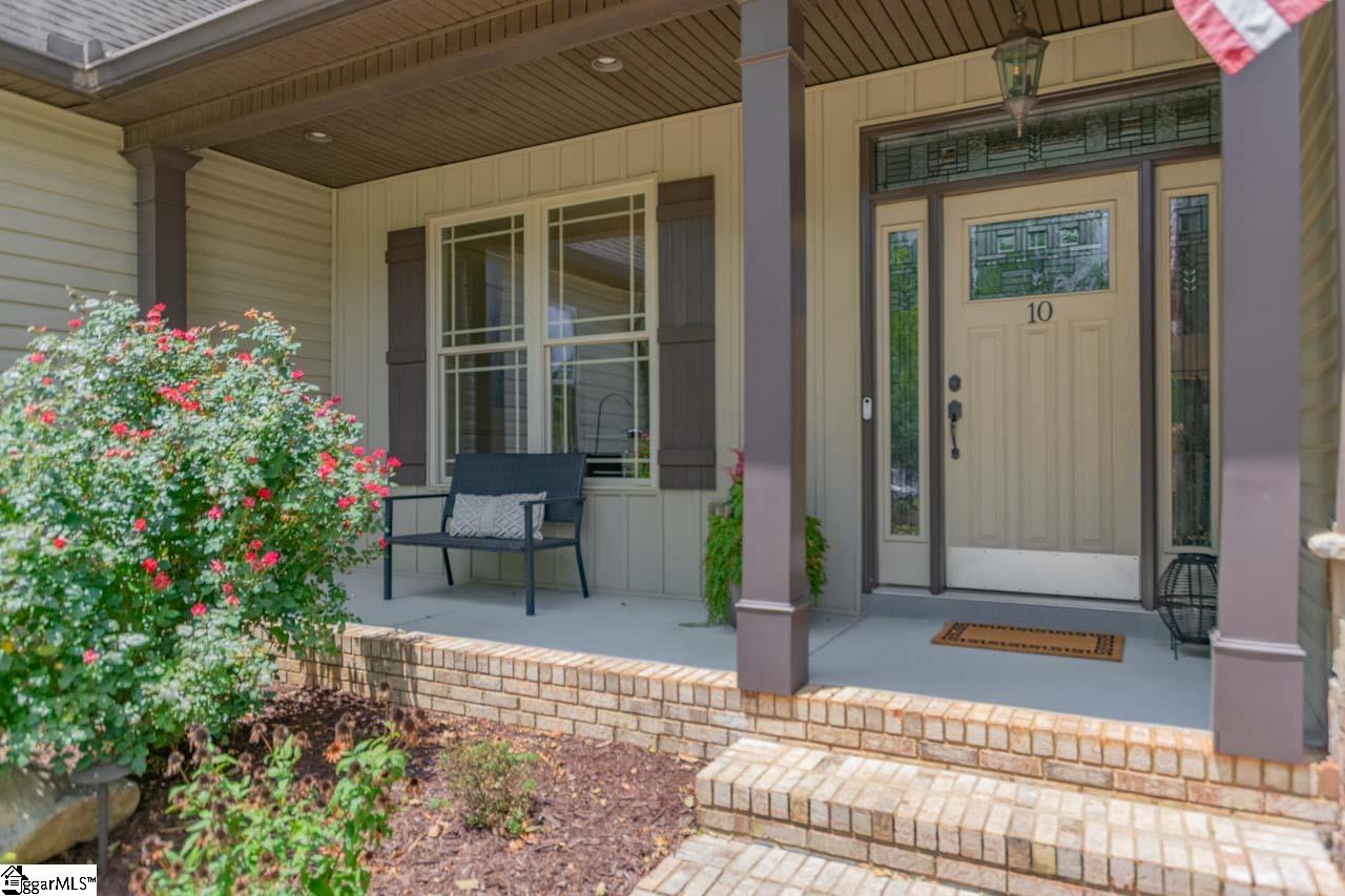 10 Forest Valley Way Greer, SC 29651
