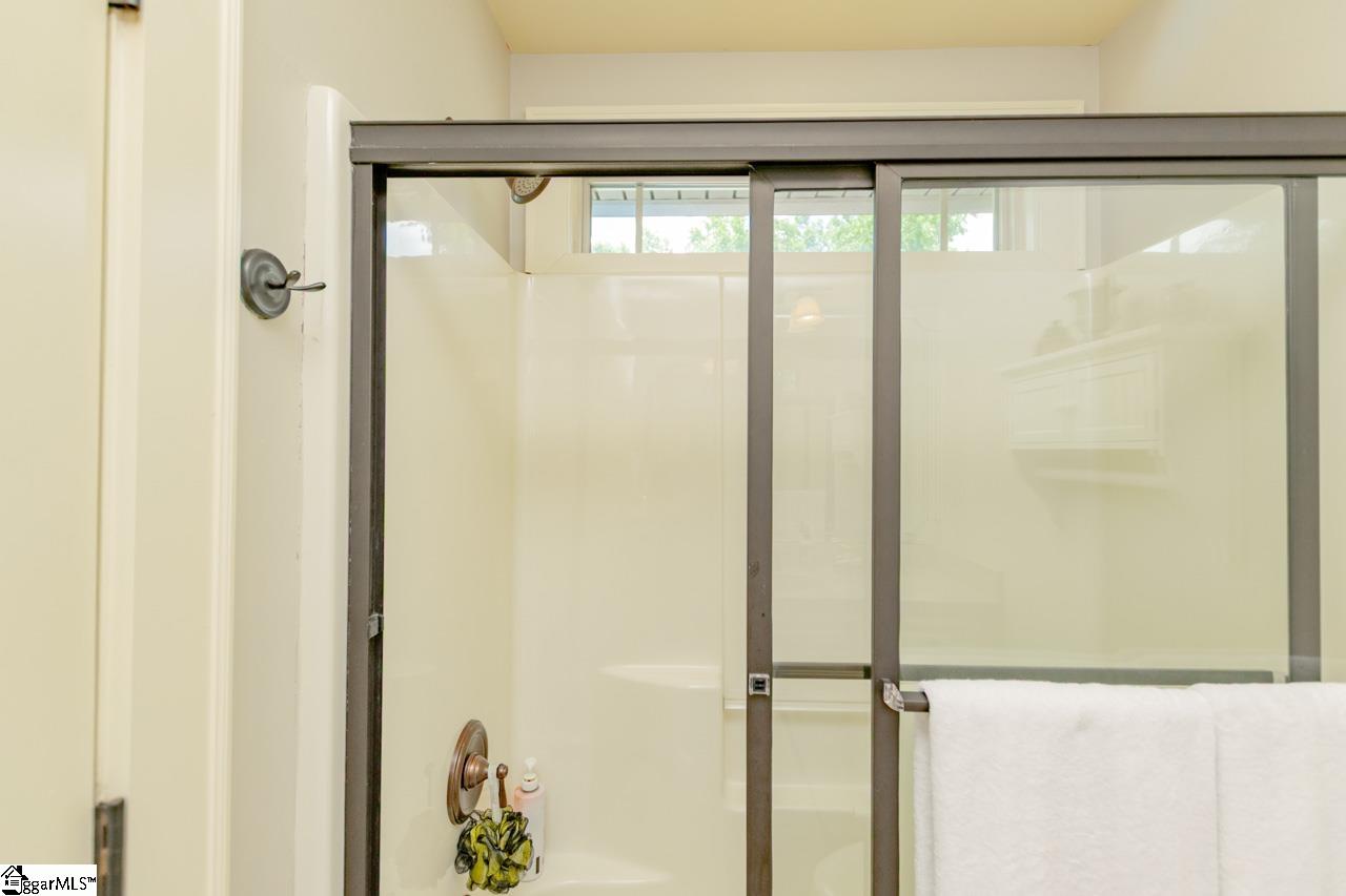 10 Forest Valley Way Greer, SC 29651