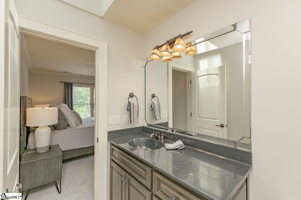 10 Forest Valley Way Greer, SC 29651