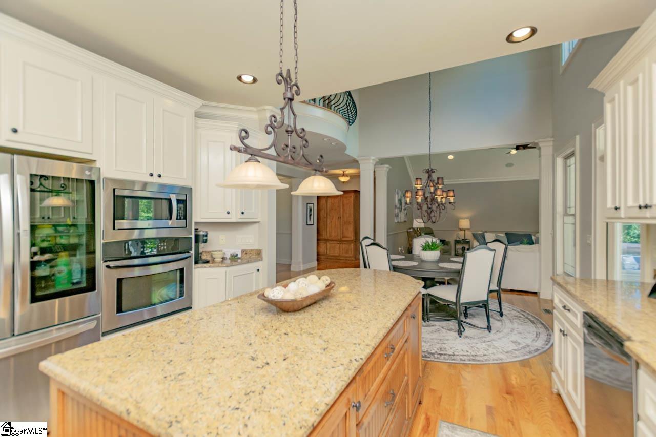 10 Forest Valley Way Greer, SC 29651