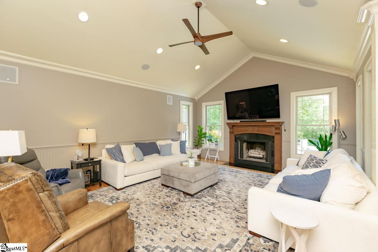 10 Forest Valley Way Greer, SC 29651