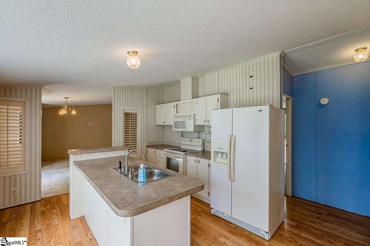 119 Pine Circle Pelzer, SC 29669-8831
