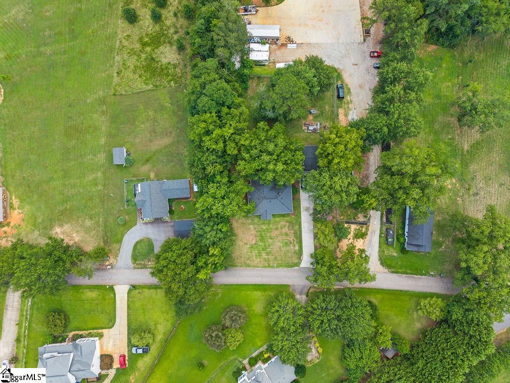77 Loftis Road Travelers Rest, SC 29690