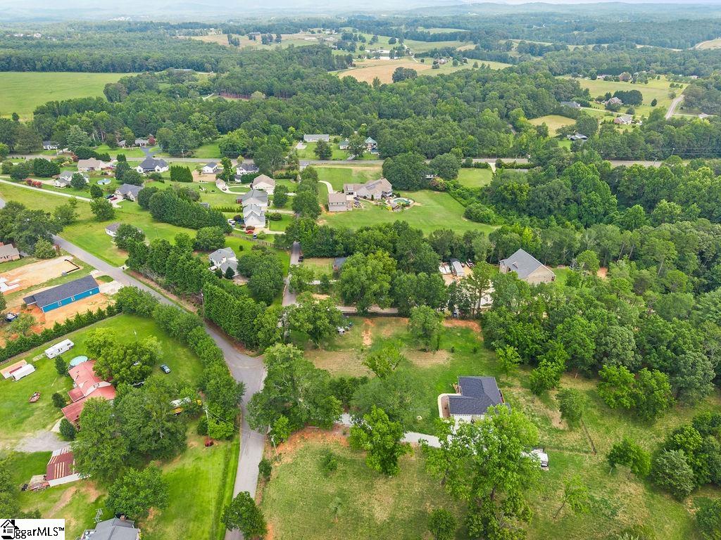 77 Loftis Road Travelers Rest, SC 29690