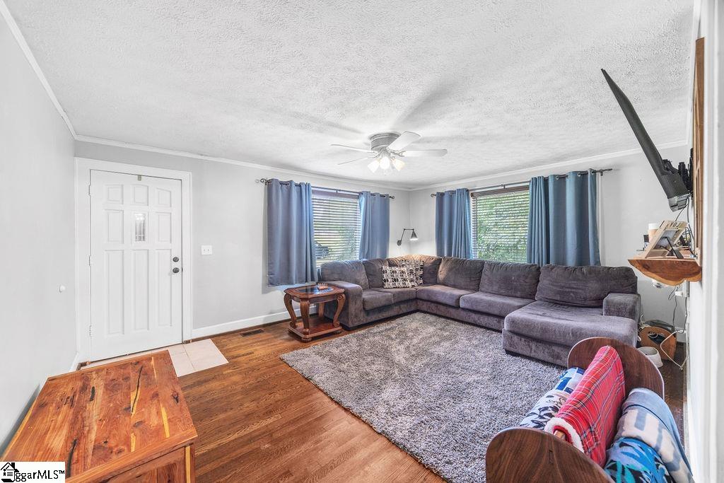 77 Loftis Road Travelers Rest, SC 29690