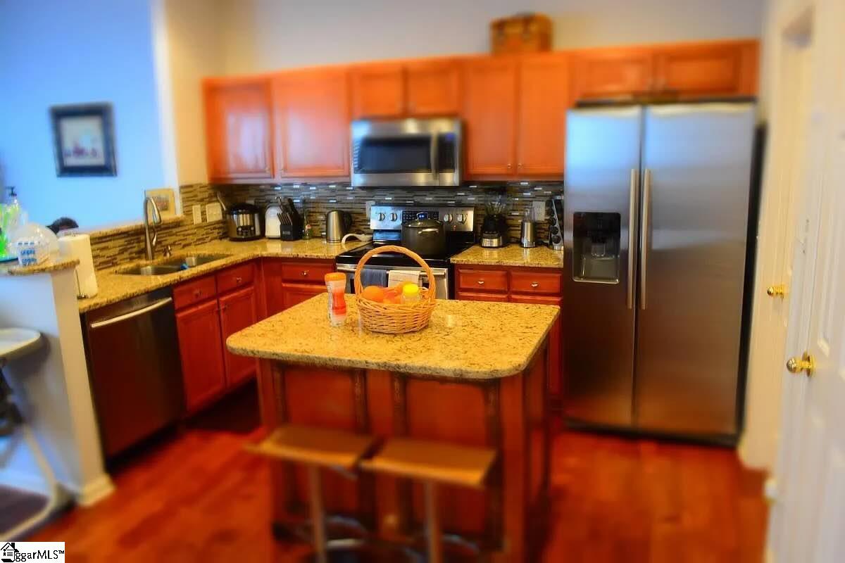254 Hadley Commons Drive Mauldin, SC 29662