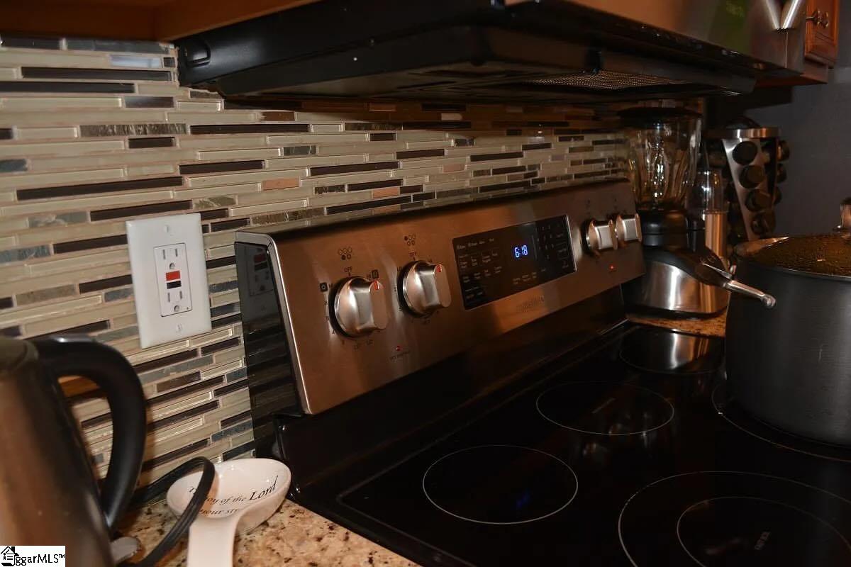 254 Hadley Commons Drive Mauldin, SC 29662