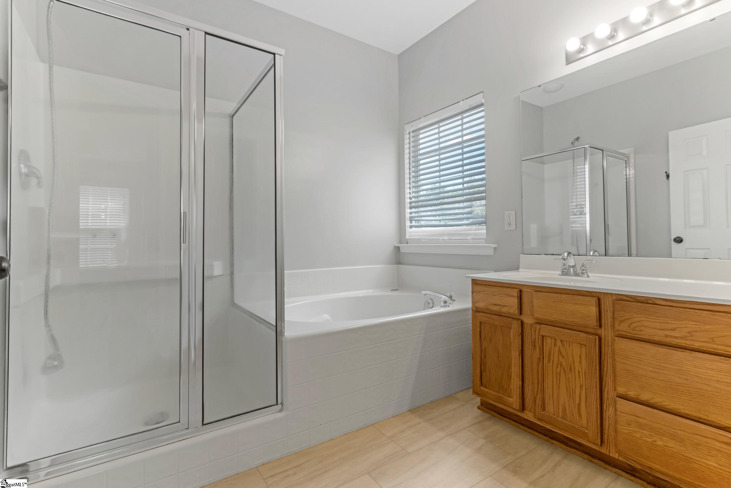 24 N Orchard Farms Avenue Simpsonville, SC 29681