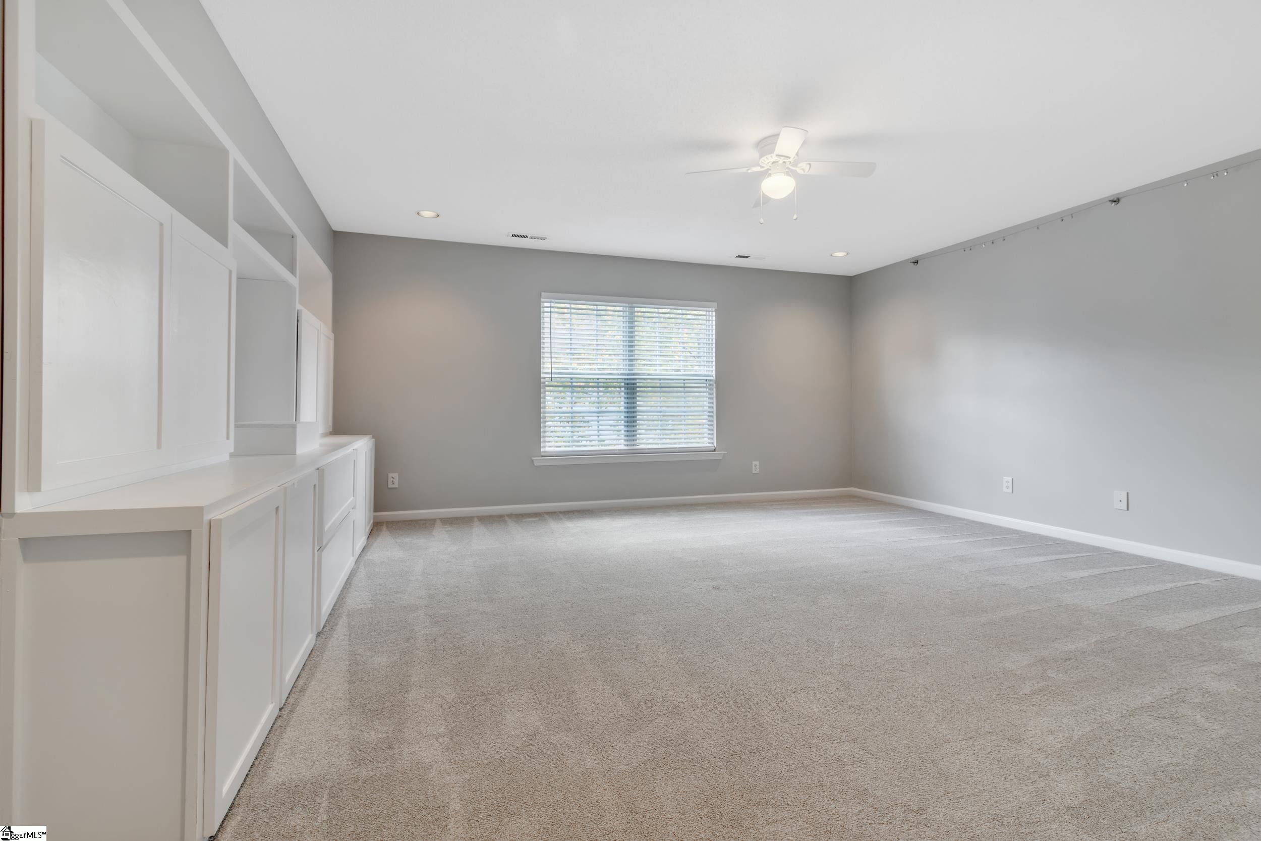 24 N Orchard Farms Avenue Simpsonville, SC 29681