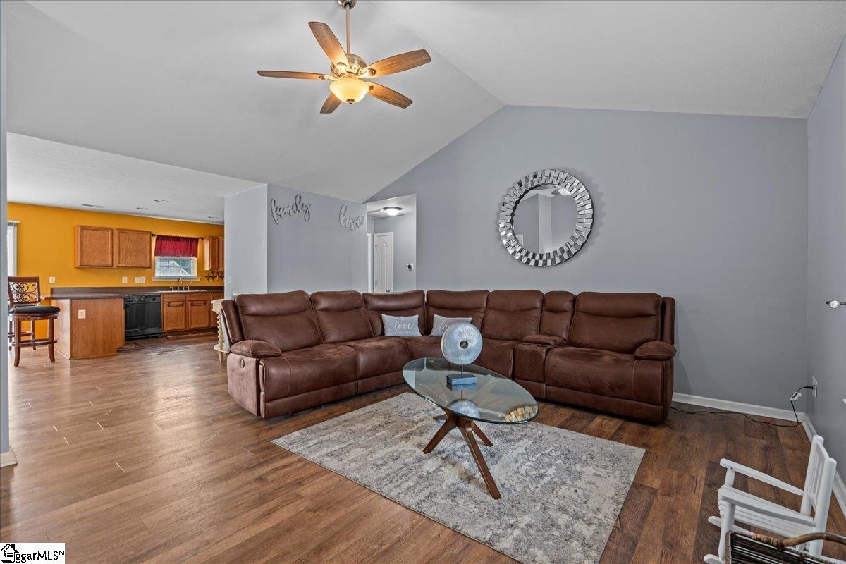 100 Corinth Drive Piedmont, SC 29673