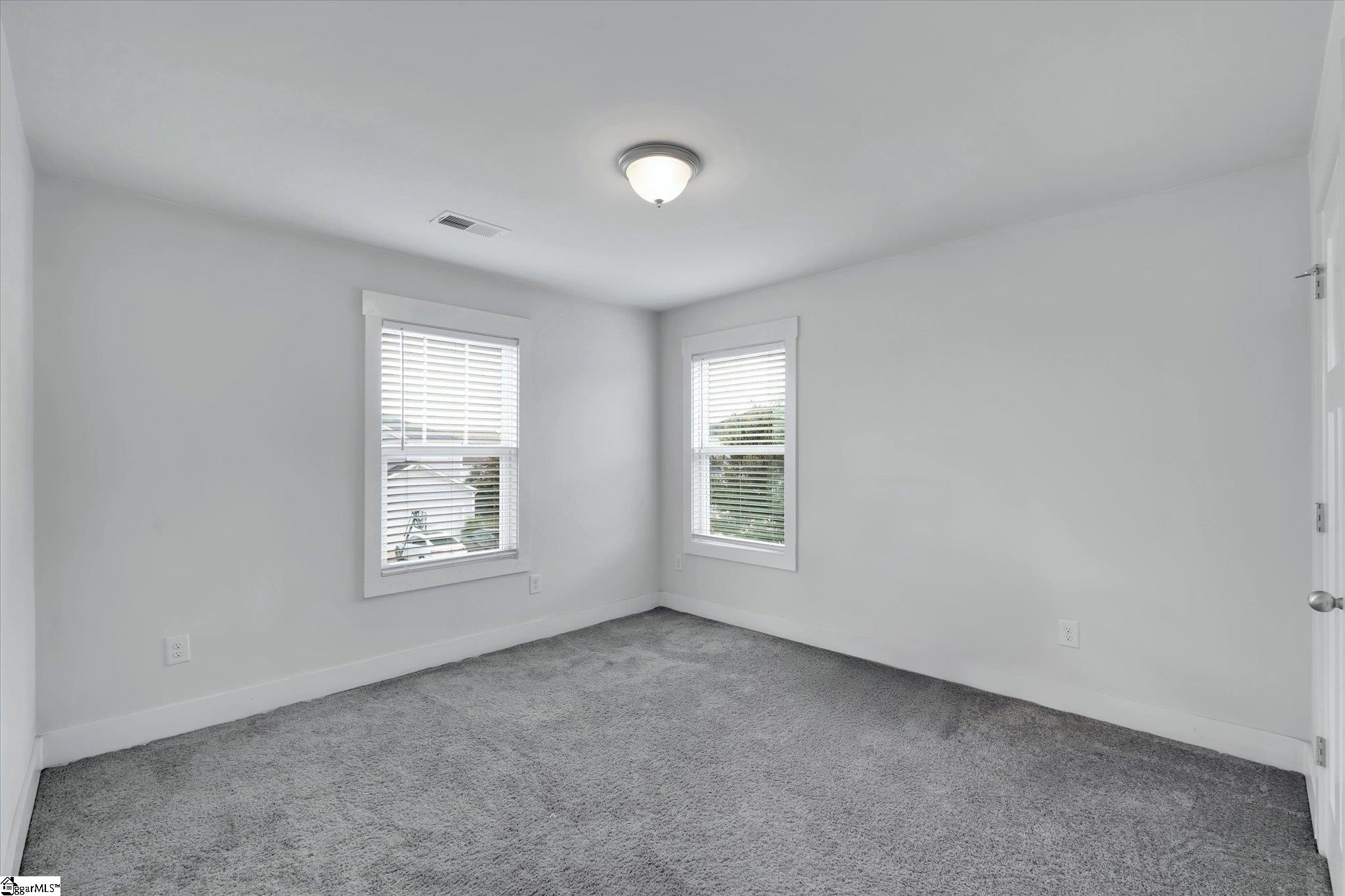 18 Larson Drive Simpsonville, SC 29681