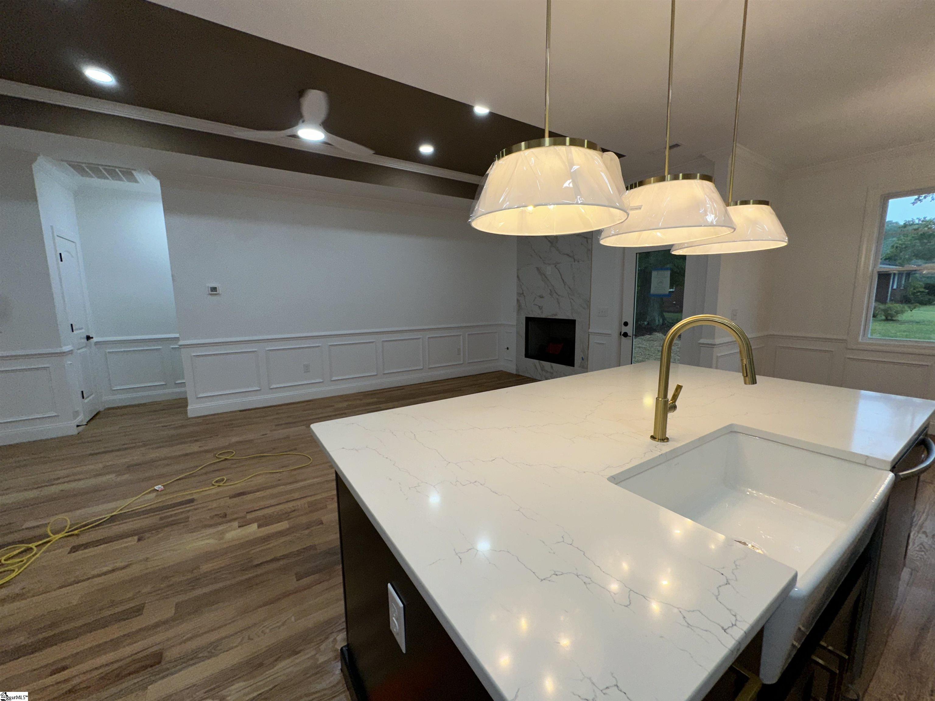 102 Sunshine Drive Simpsonville, SC 29681