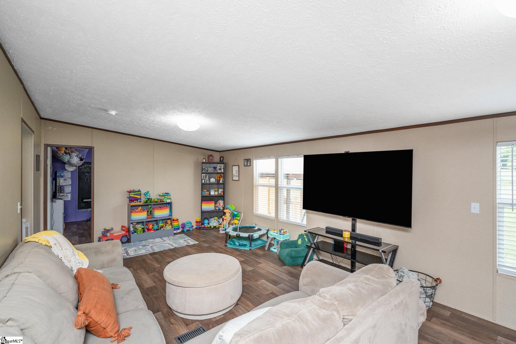 827A Elrod Road Piedmont, SC 29673