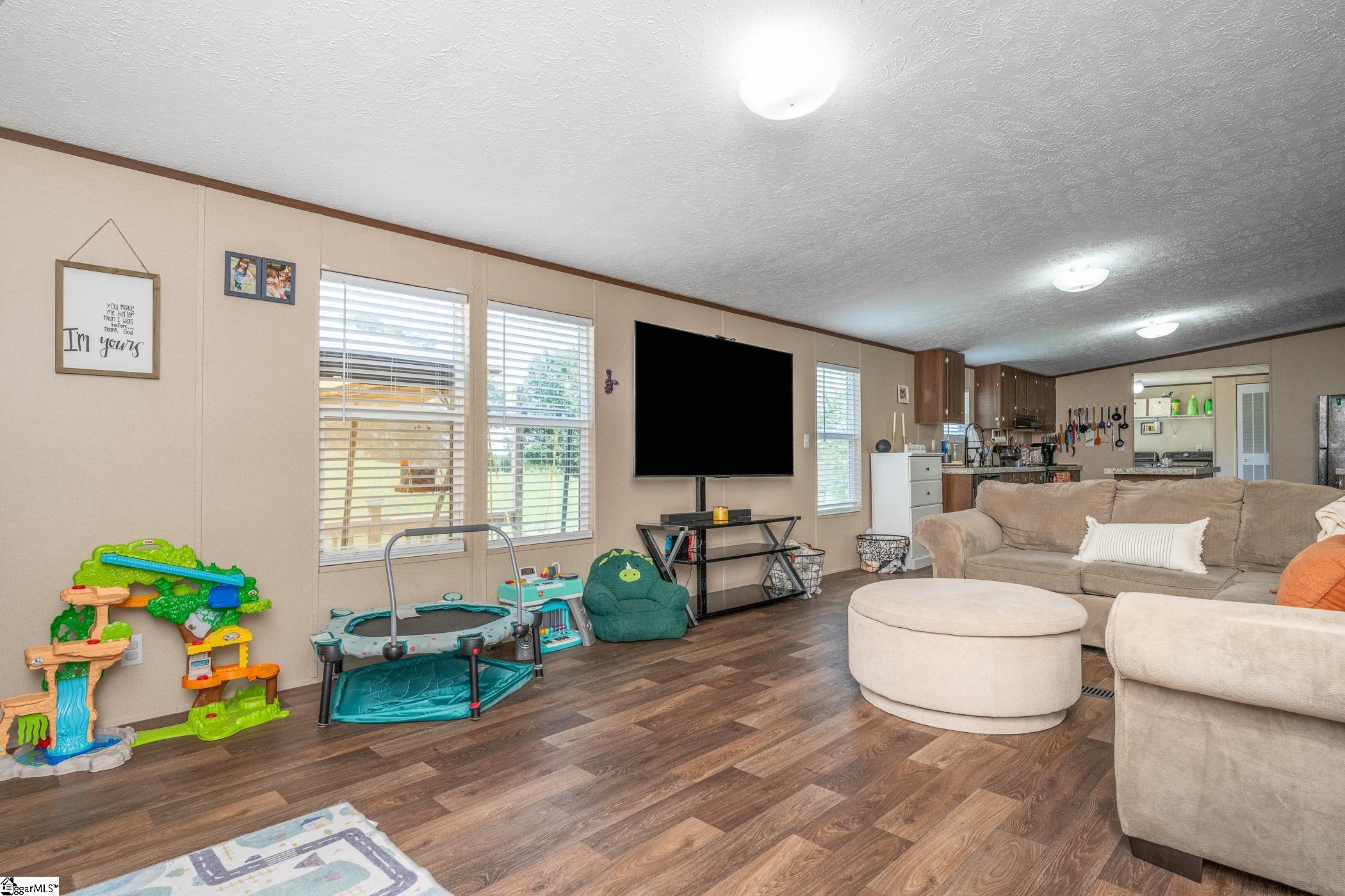 827A Elrod Road Piedmont, SC 29673