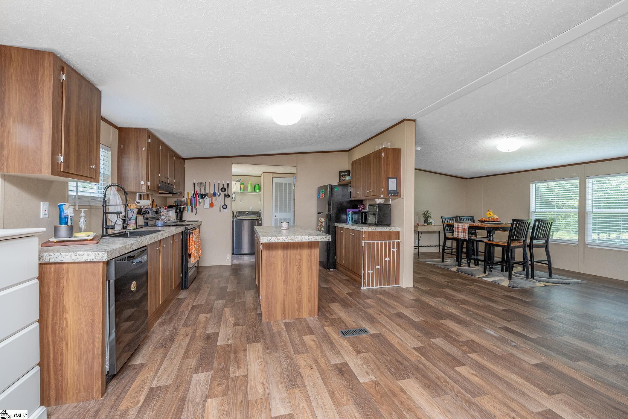 827A Elrod Road Piedmont, SC 29673