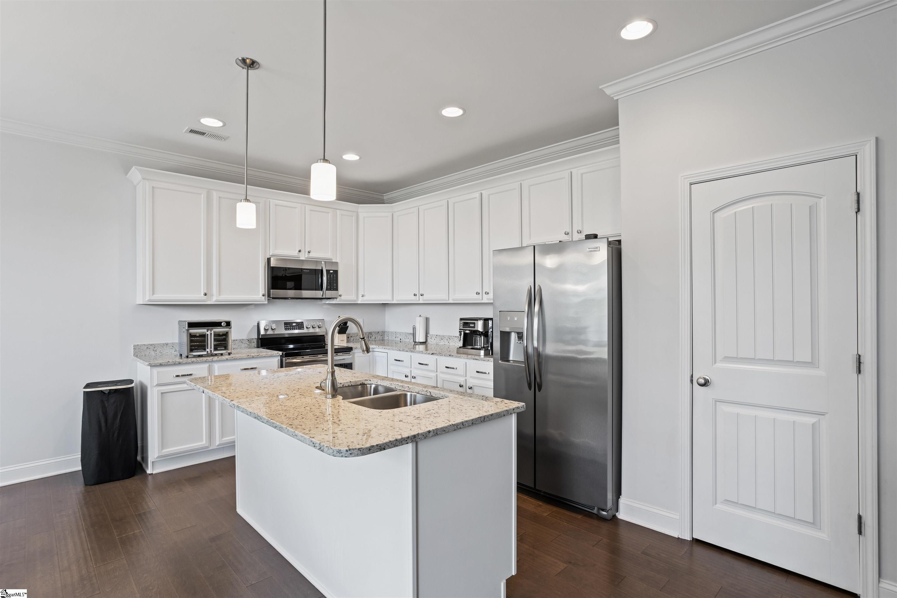 4 Forest Ridge Way Greenville, SC 29617