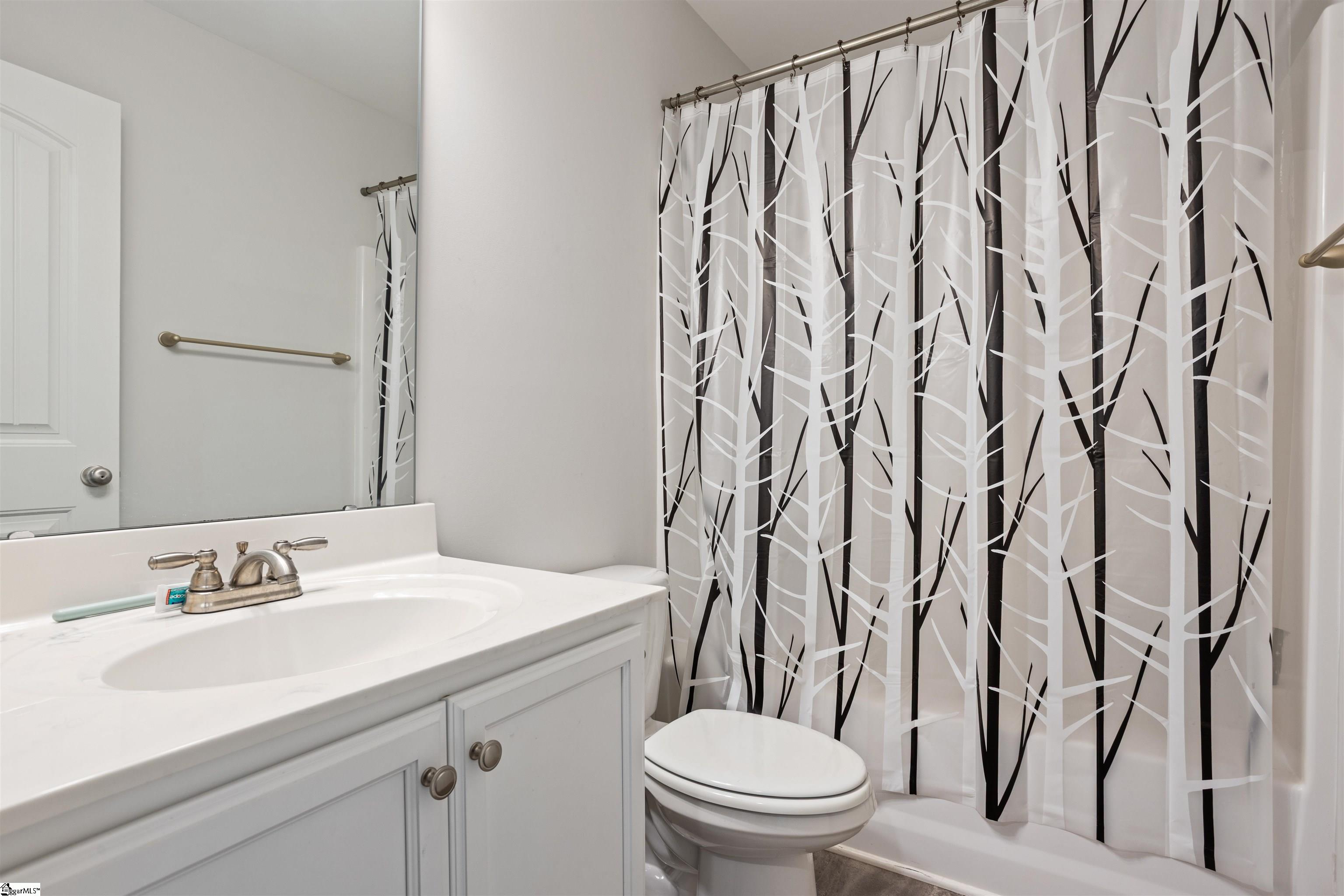 4 Forest Ridge Way Greenville, SC 29617