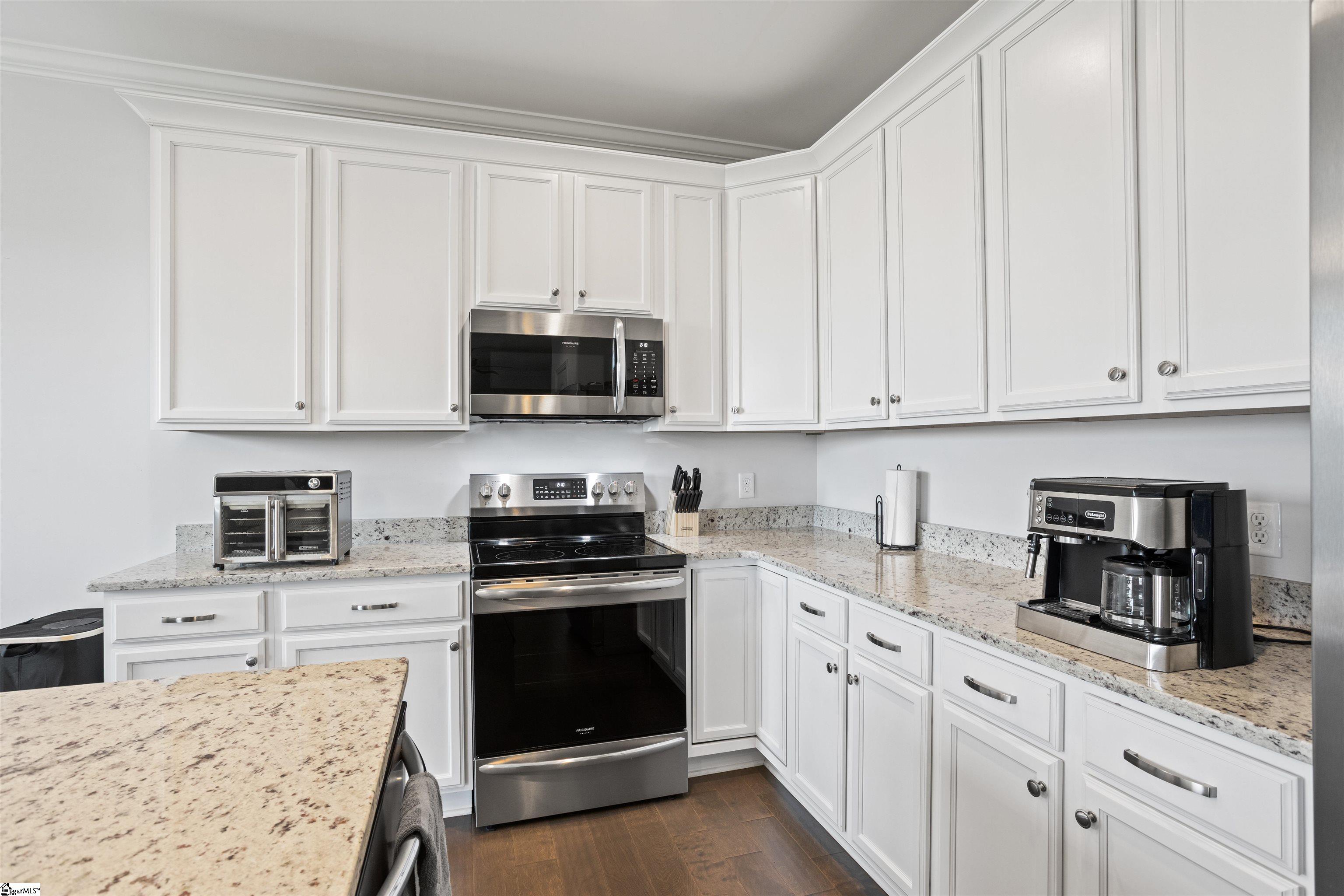 4 Forest Ridge Way Greenville, SC 29617