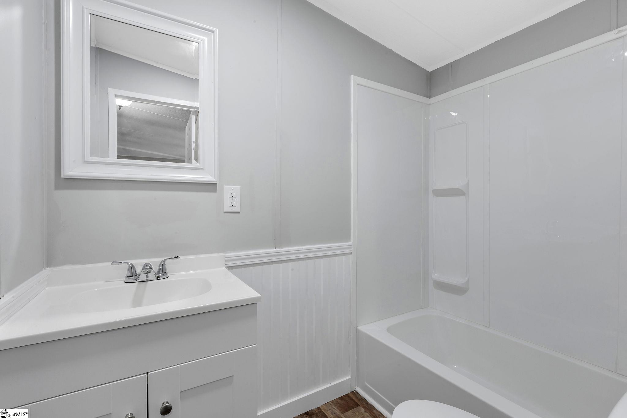 20 W Carver Street Due West, SC 29369