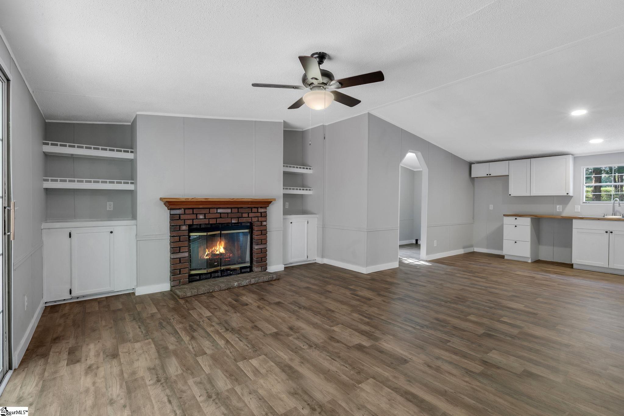 20 W Carver Street Due West, SC 29369