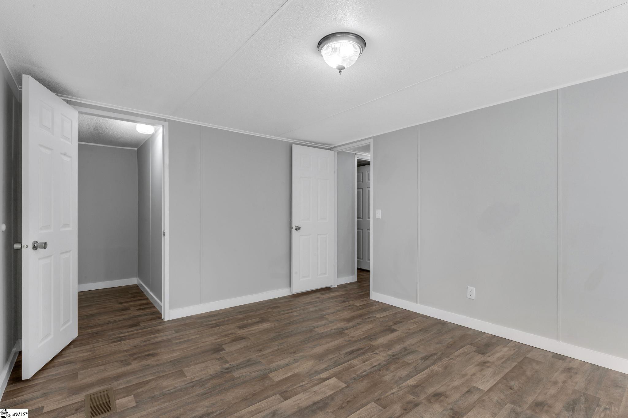 20 W Carver Street Due West, SC 29369