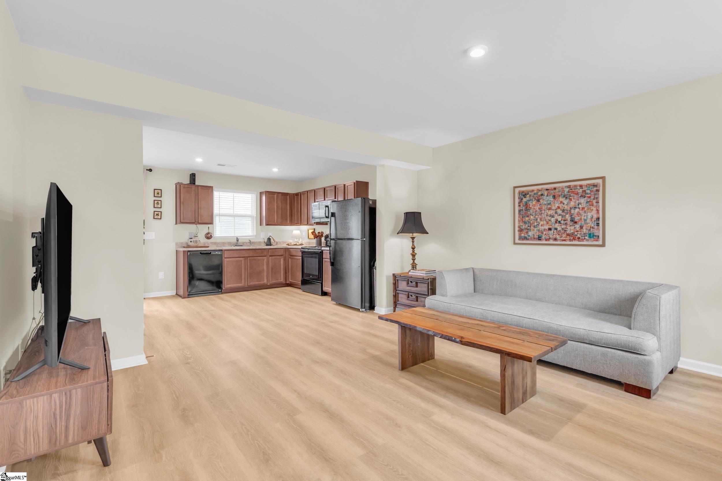 106 Forthside Way Greer, SC 29651