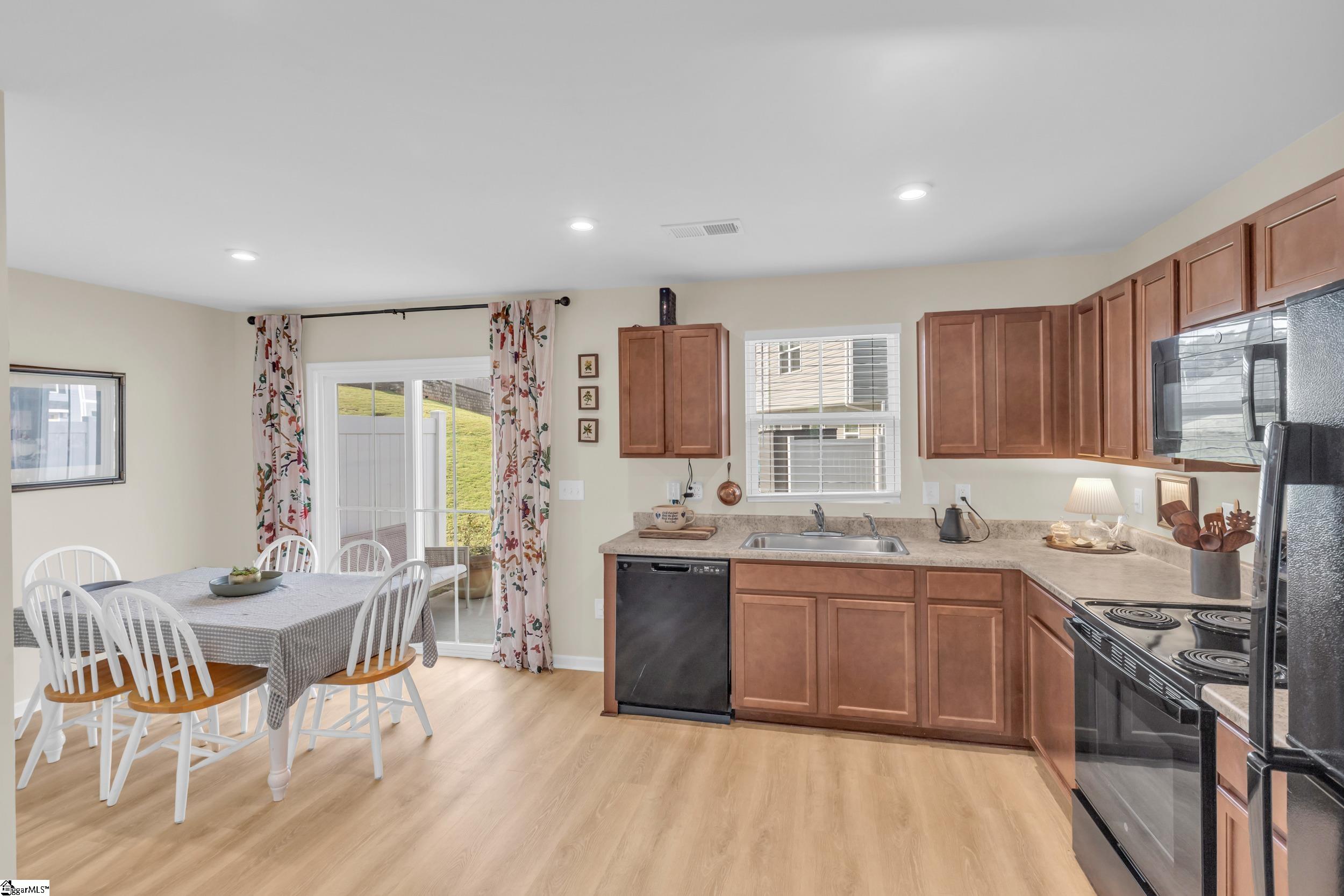 106 Forthside Way Greer, SC 29651