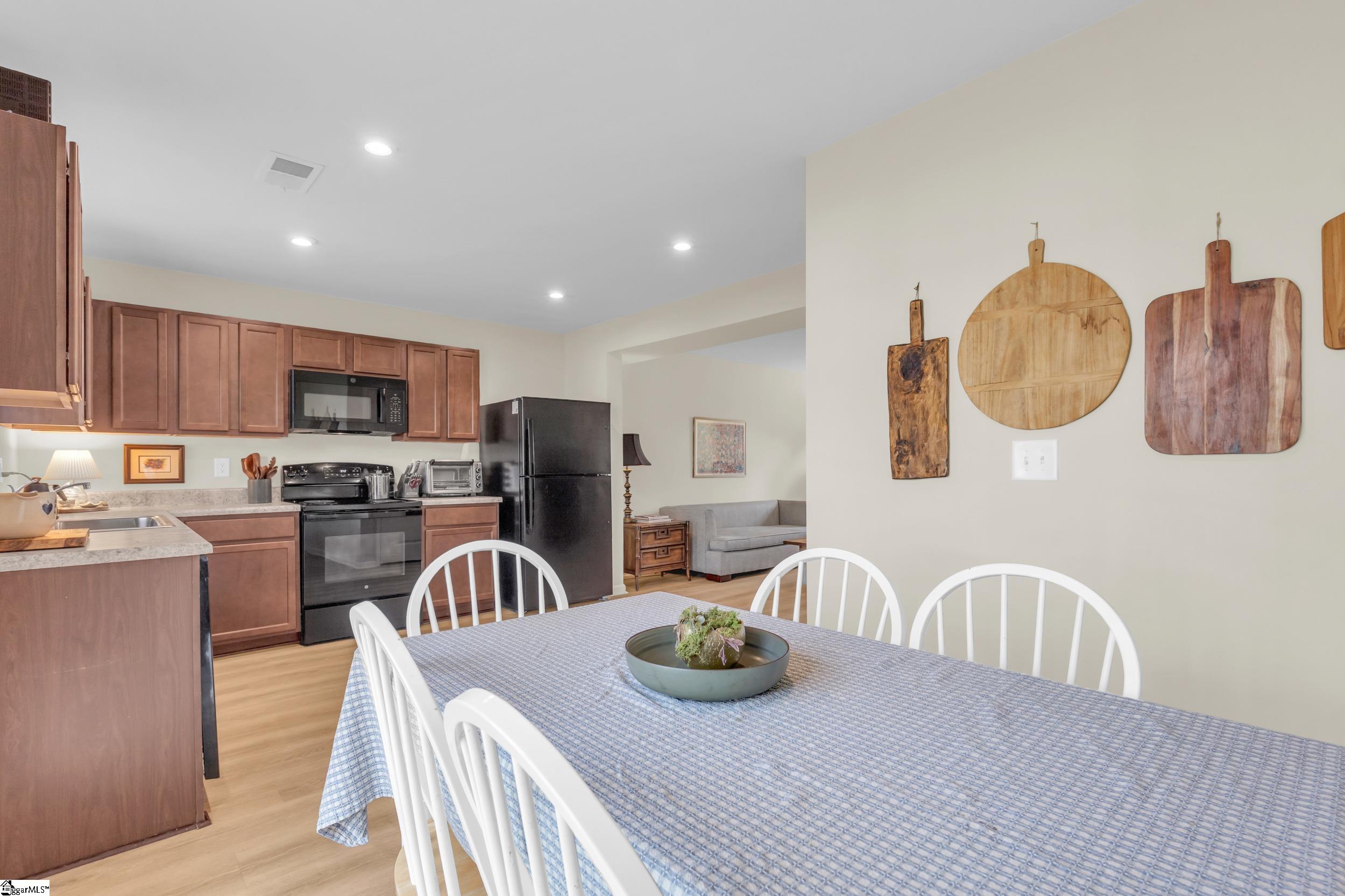 106 Forthside Way Greer, SC 29651