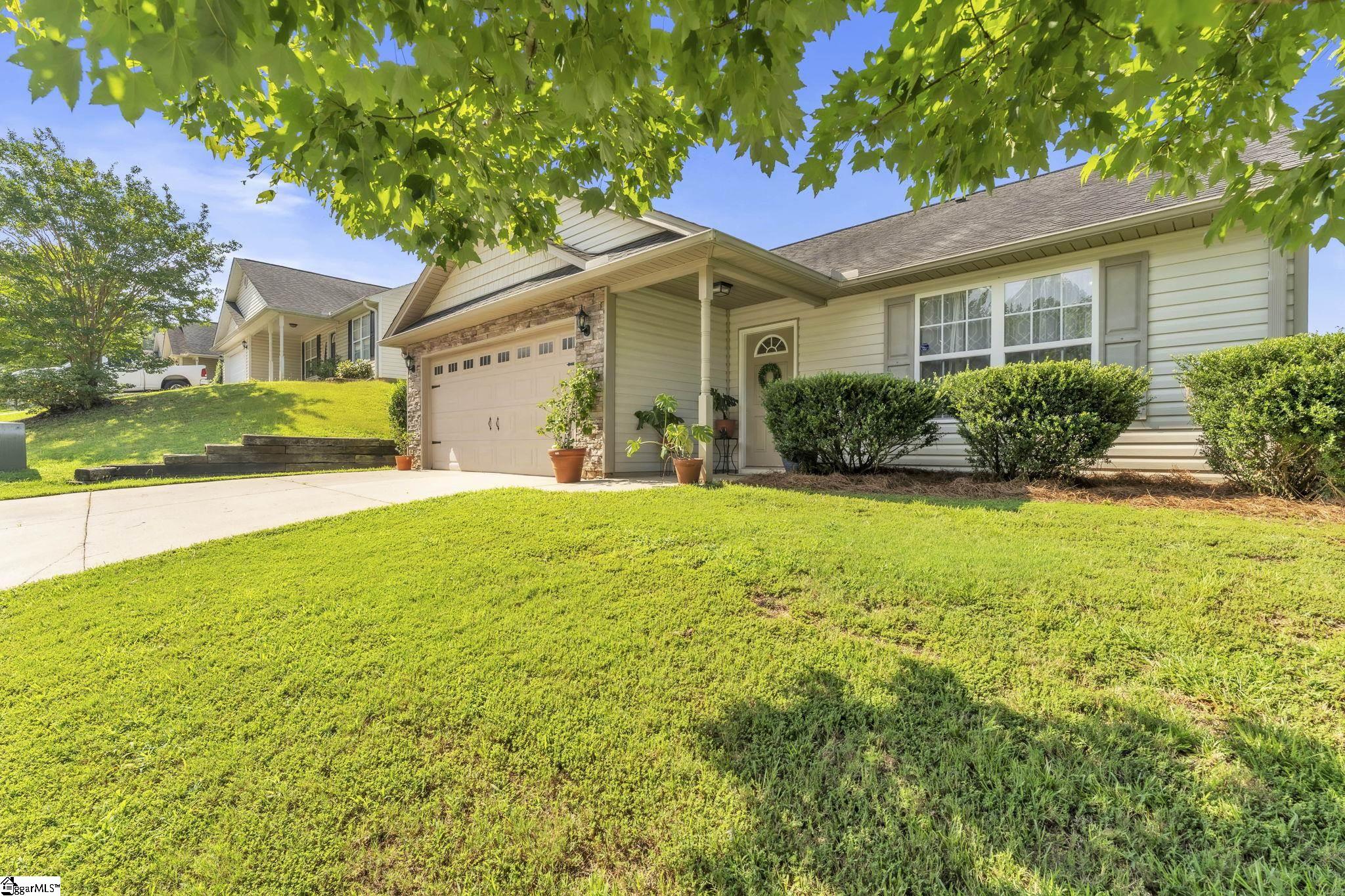142 Midwood Road Travelers Rest, SC 29690