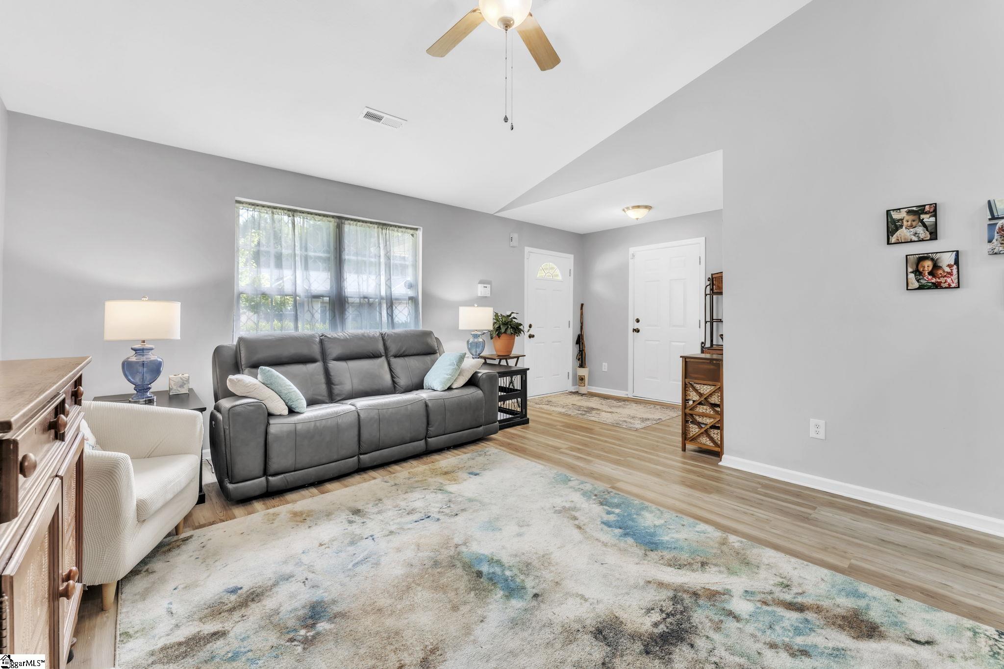 142 Midwood Road Travelers Rest, SC 29690