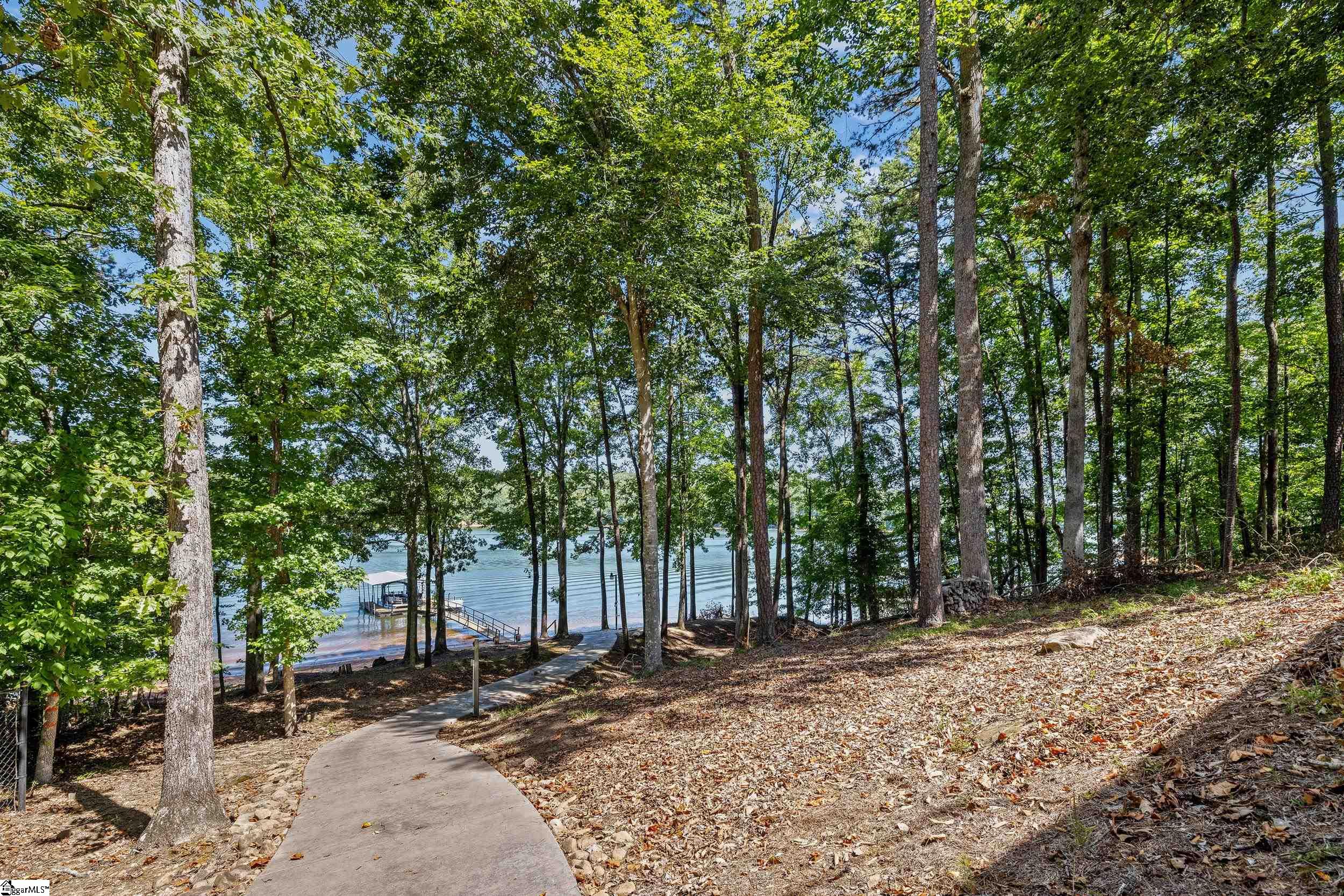 108 Tulip Lane Westminster, SC 29693-6446