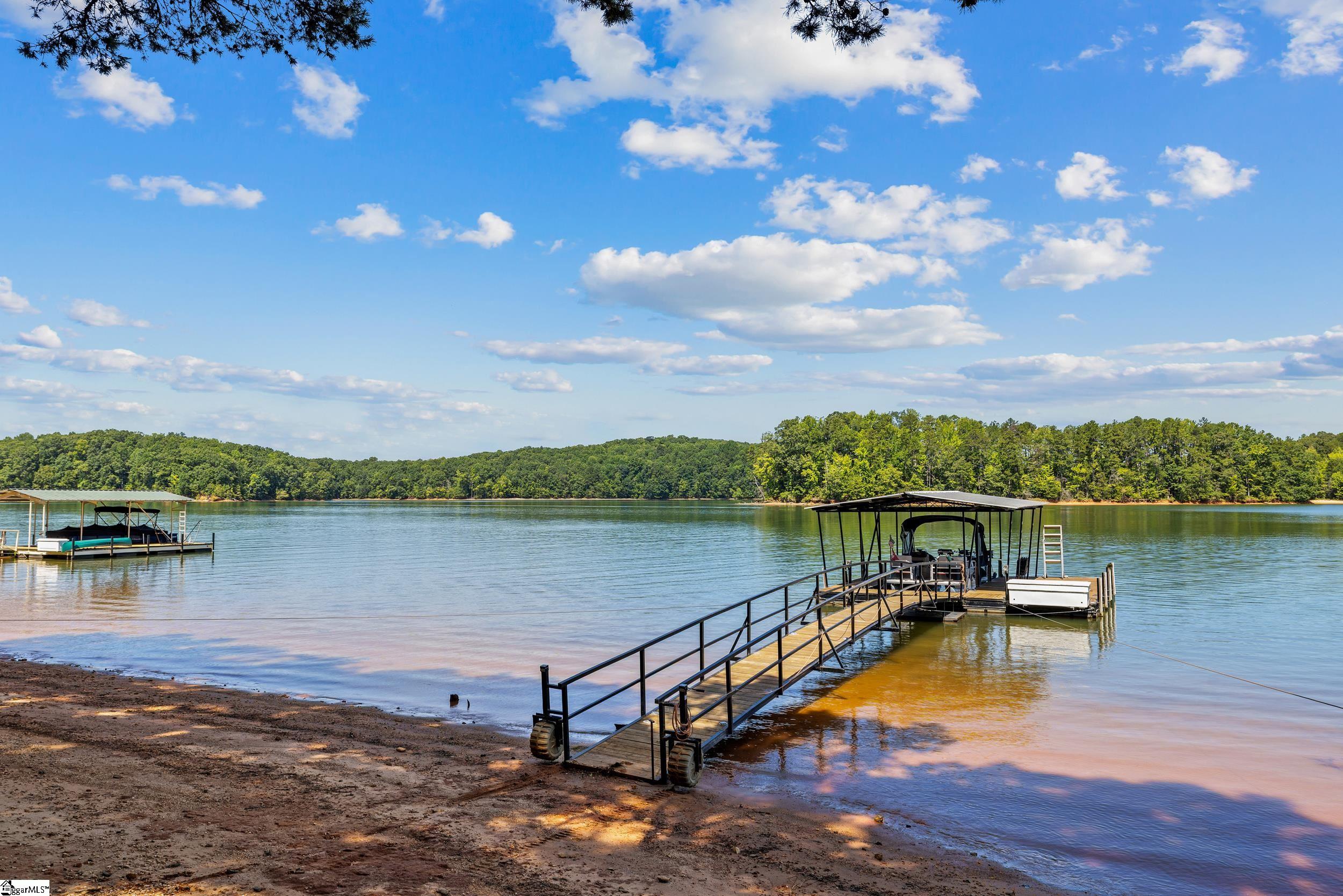 108 Tulip Lane Westminster, SC 29693-6446
