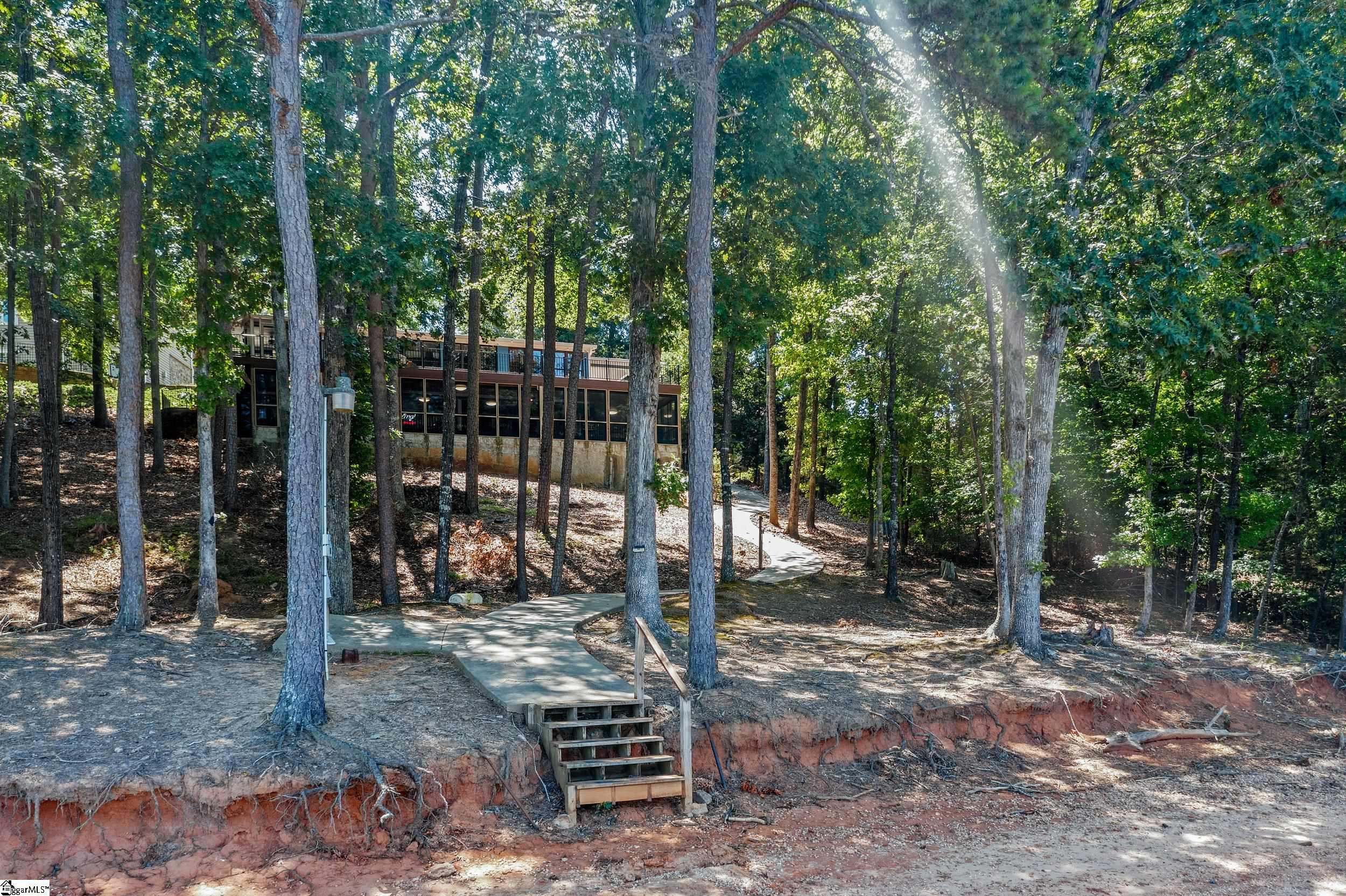 108 Tulip Lane Westminster, SC 29693-6446