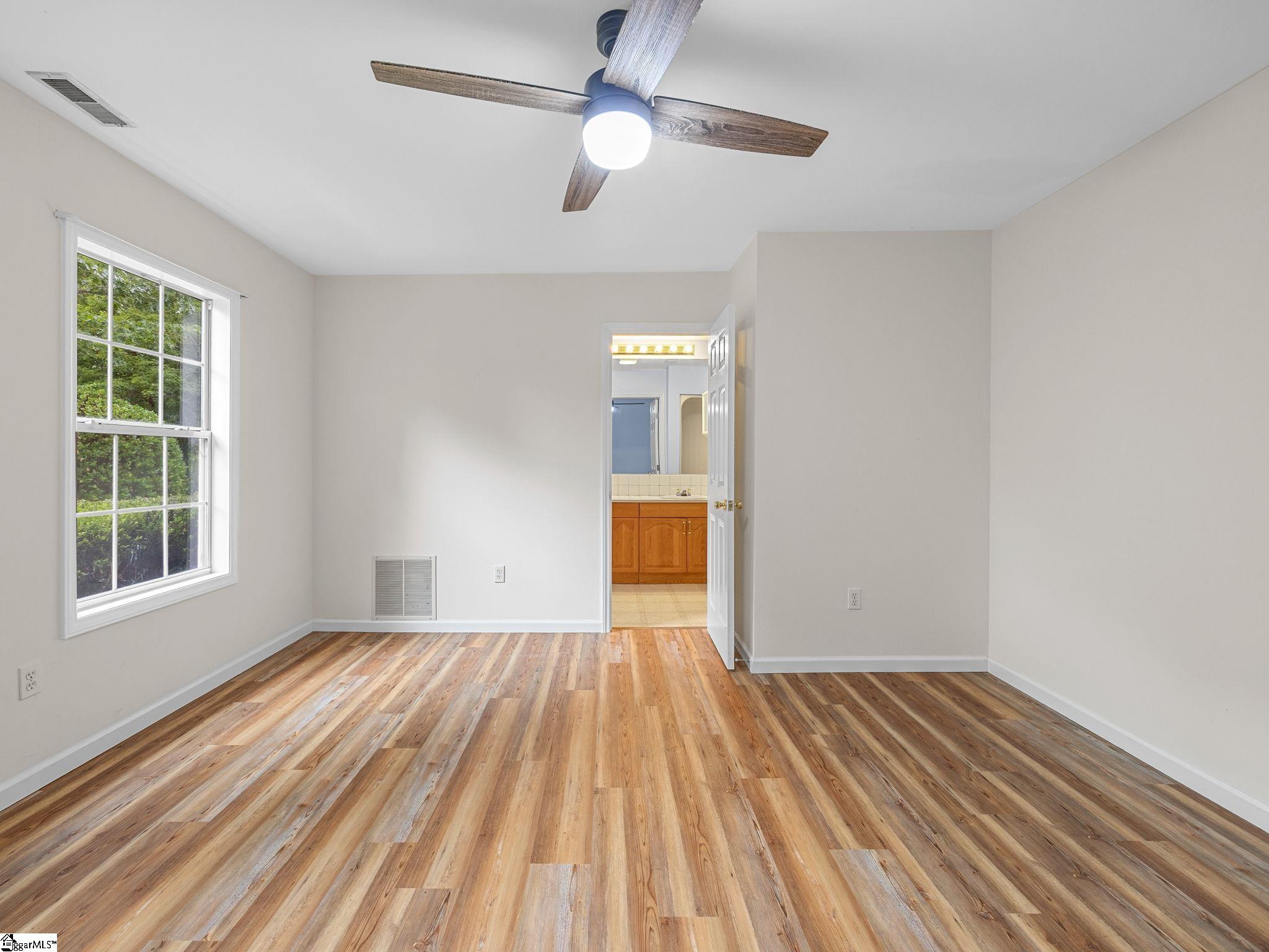 1349 E Lakeshore Drive Landrum, SC 29356