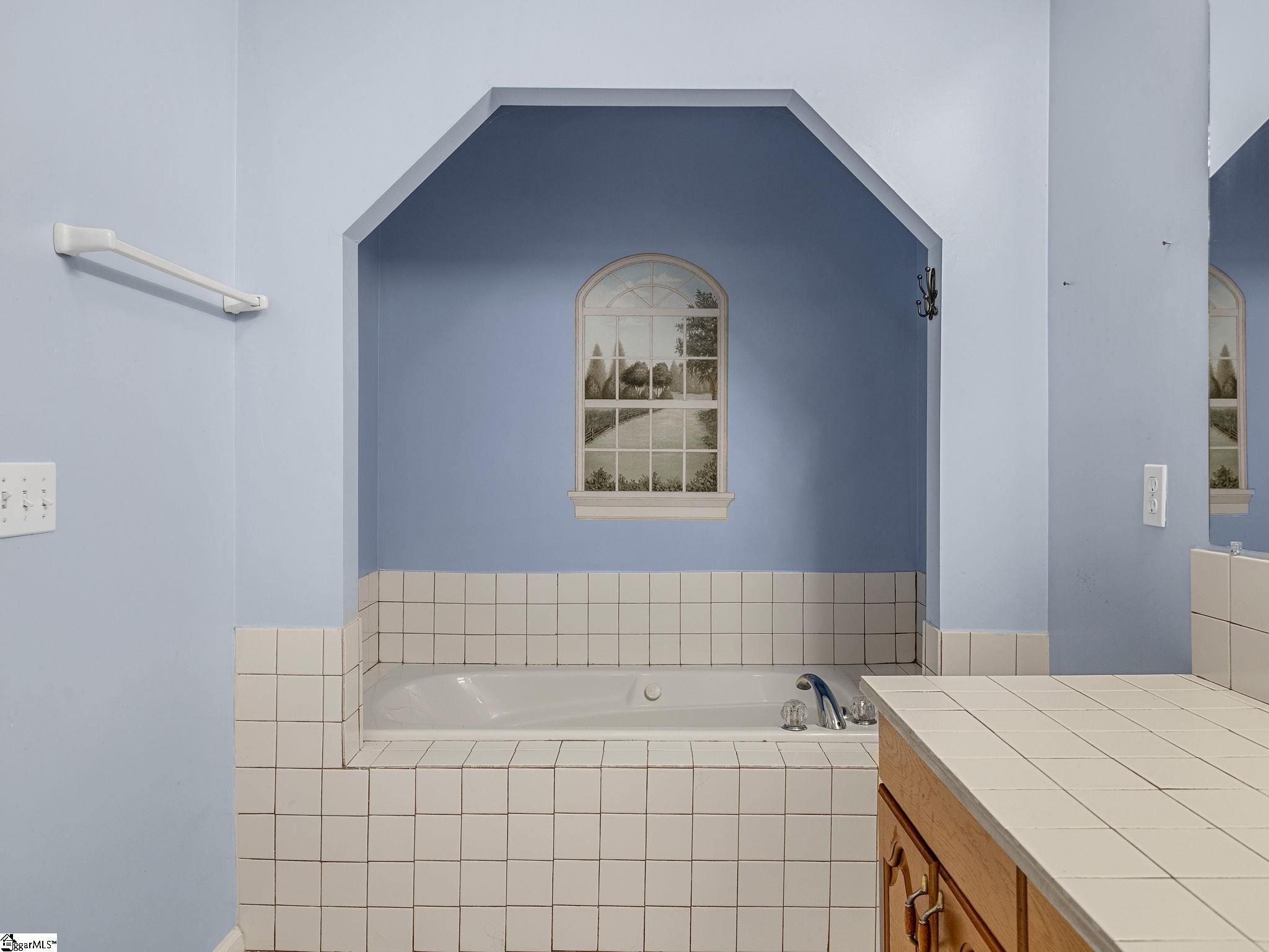 1349 E Lakeshore Drive Landrum, SC 29356