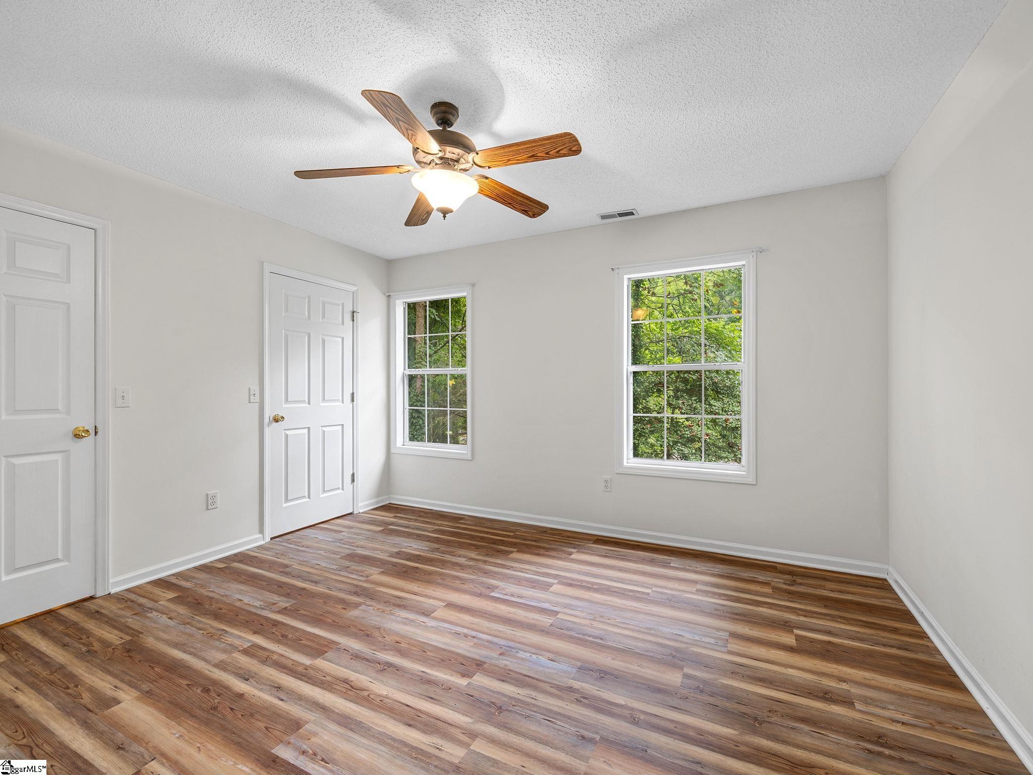 1349 E Lakeshore Drive Landrum, SC 29356