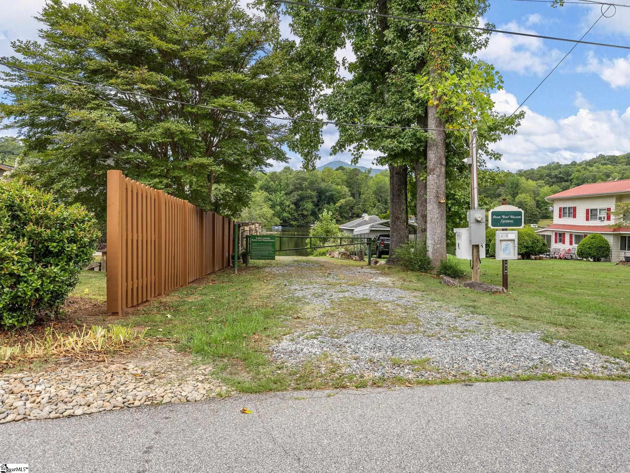 1349 E Lakeshore Drive Landrum, SC 29356