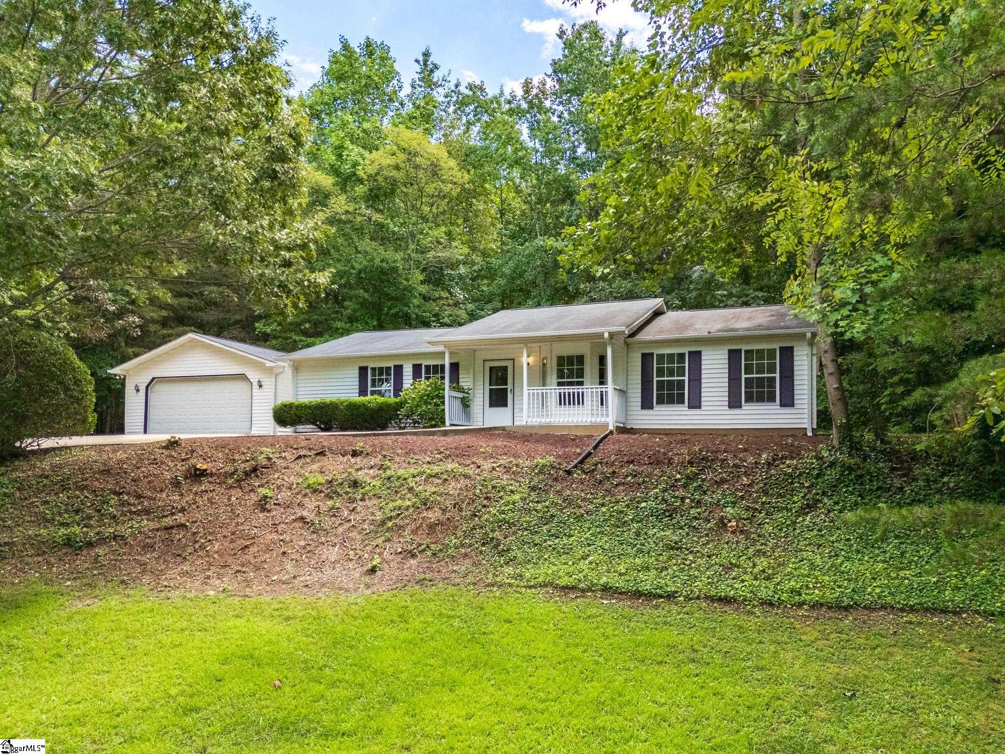 1349 E Lakeshore Drive Landrum, SC 29356