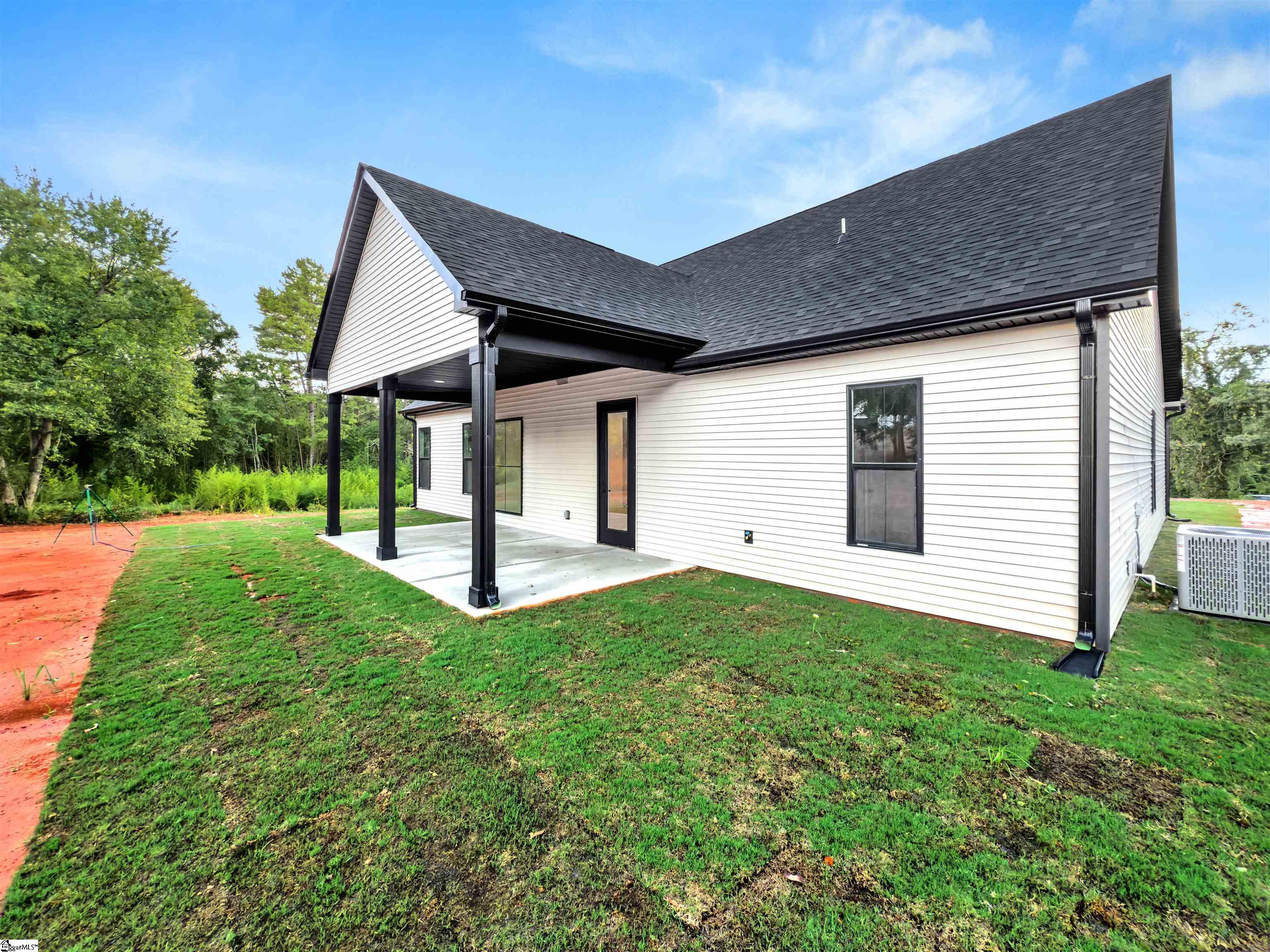 1352 Old Canaan Road Spartanburg, SC 29306-6502
