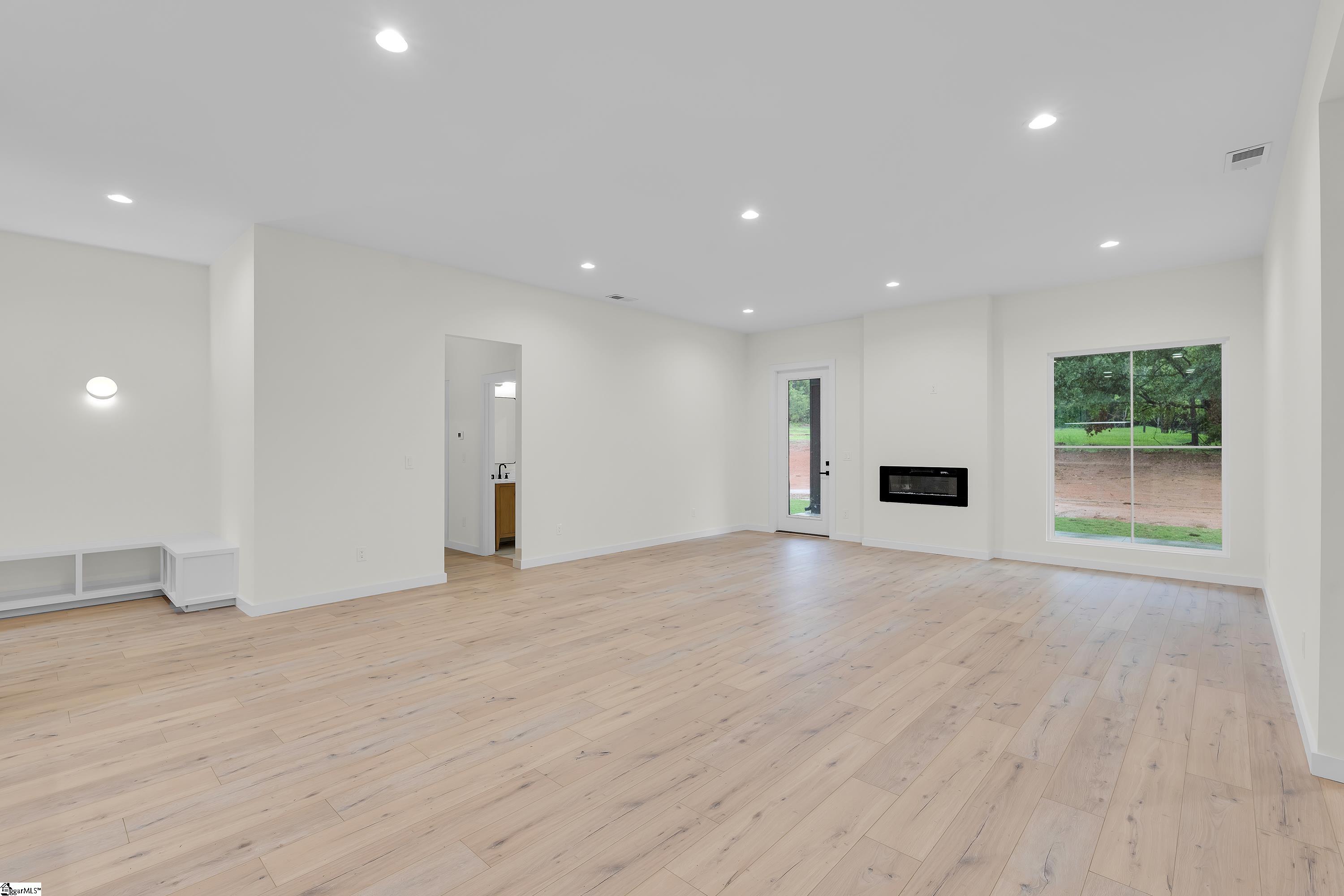 1352 Old Canaan Road Spartanburg, SC 29306-6502