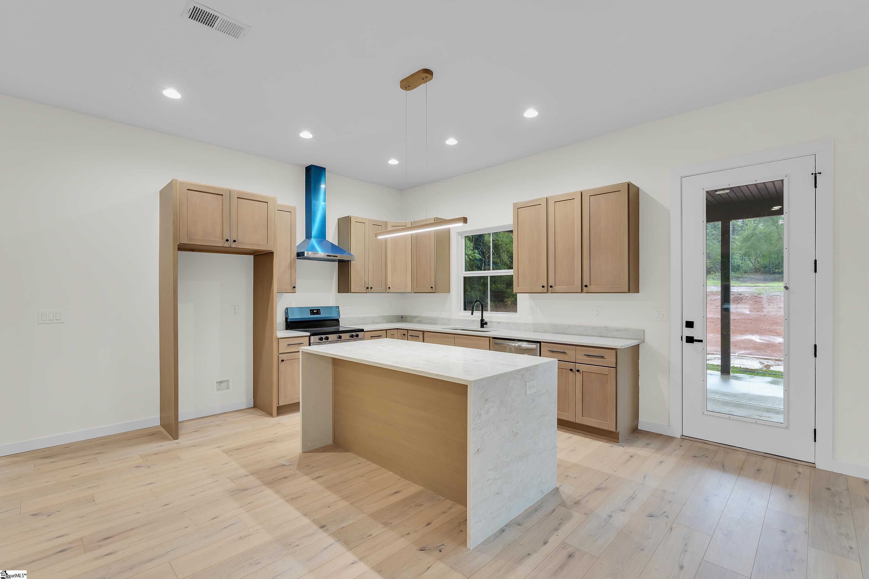 1356 Old Canaan Road Spartanburg, SC 29306-6502