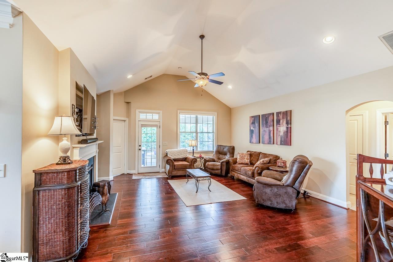 7 Briarhill Drive Simpsonville, SC 29680