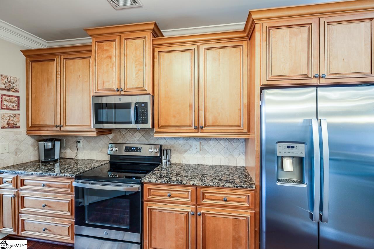 7 Briarhill Drive Simpsonville, SC 29680