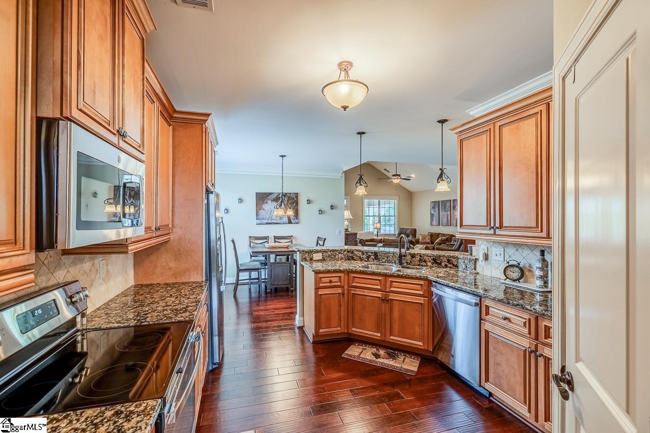 7 Briarhill Drive Simpsonville, SC 29680