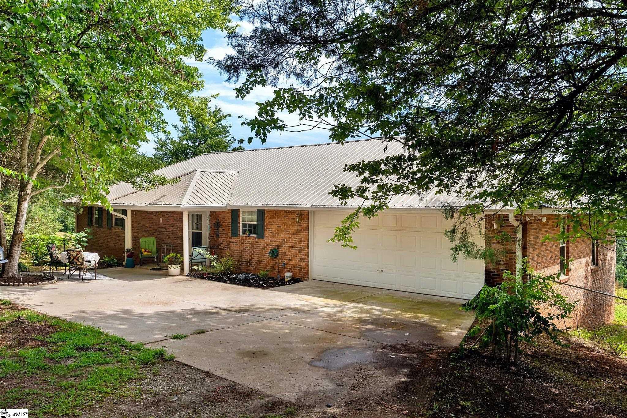 150 Cedar Hill Drive Seneca, SC 29672-9001