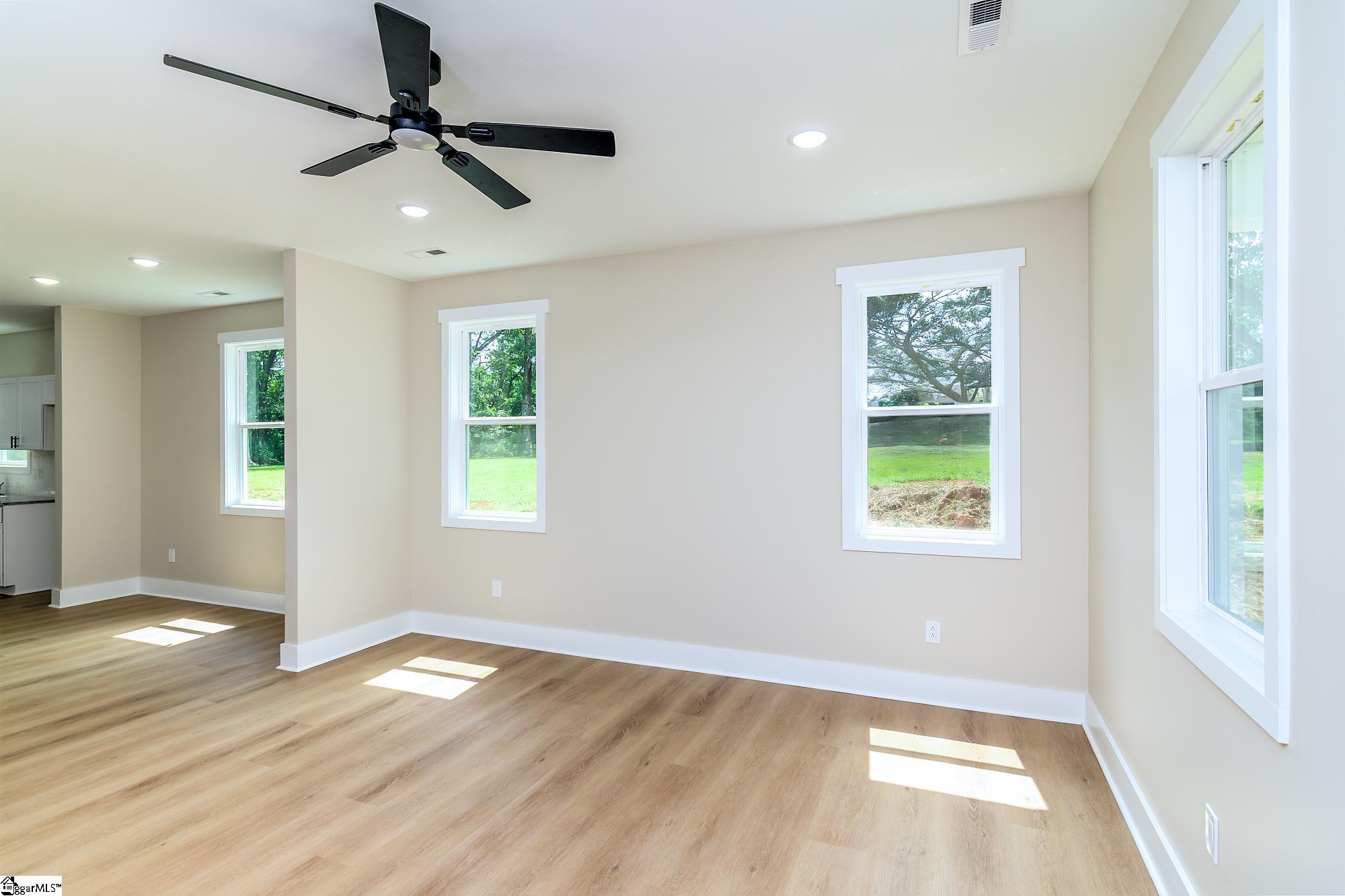 1316 5th Avenue Greenville, SC 29605