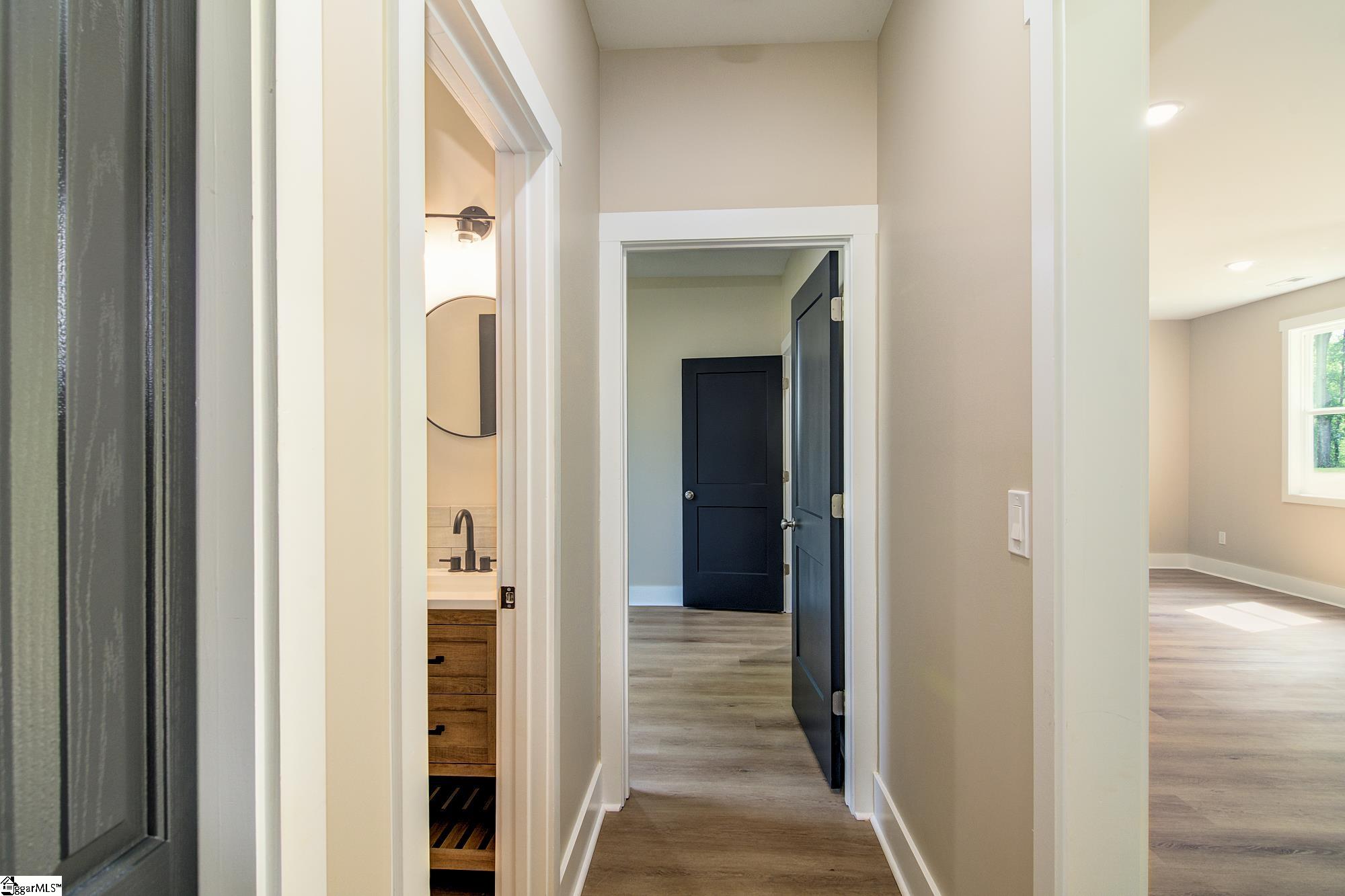 1316 5th Avenue Greenville, SC 29605